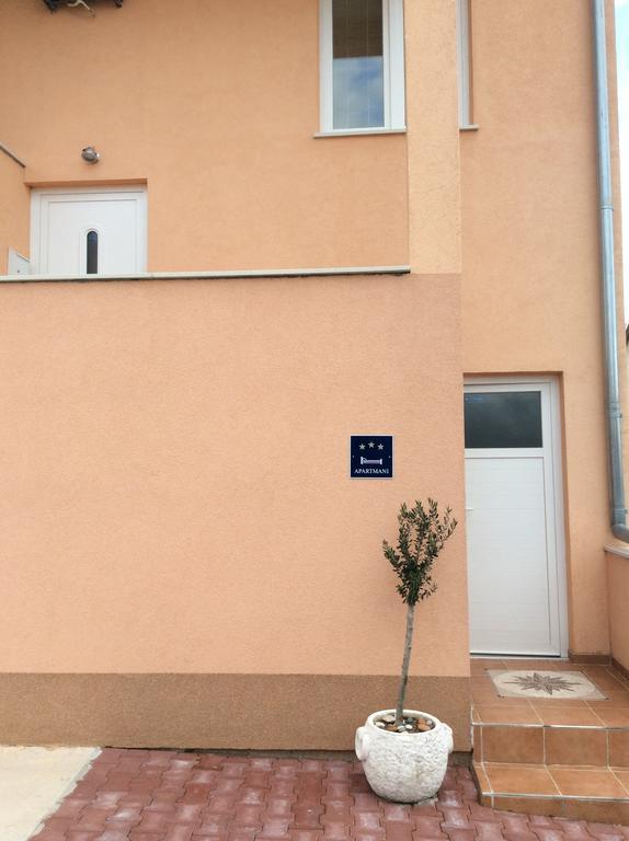 Apartments Dumina Murter Zewnętrze zdjęcie